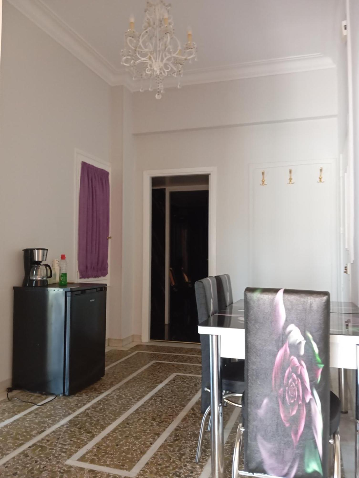 Iris Baroque Apartment Элефсис Экстерьер фото