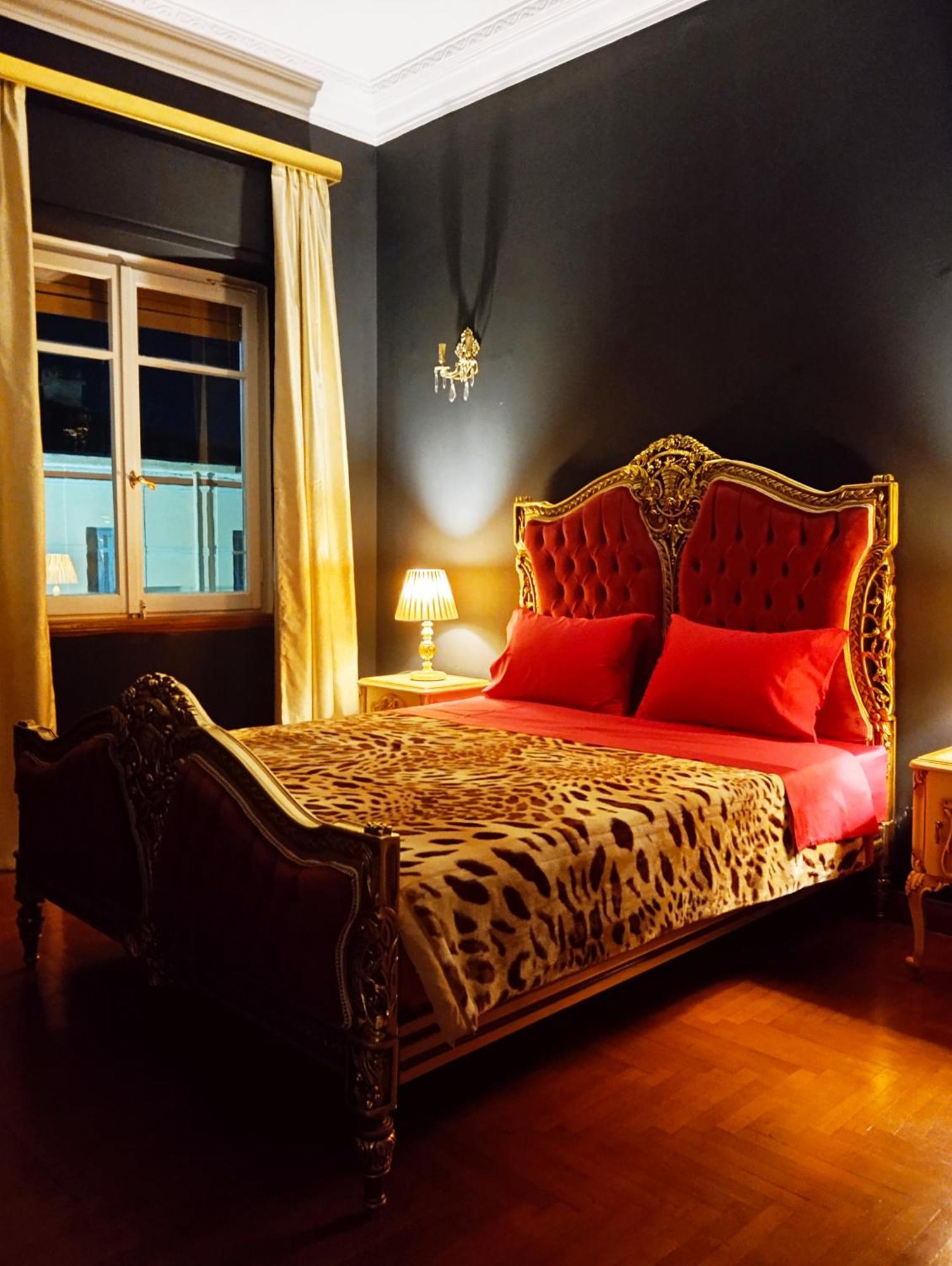 Iris Baroque Apartment Элефсис Экстерьер фото