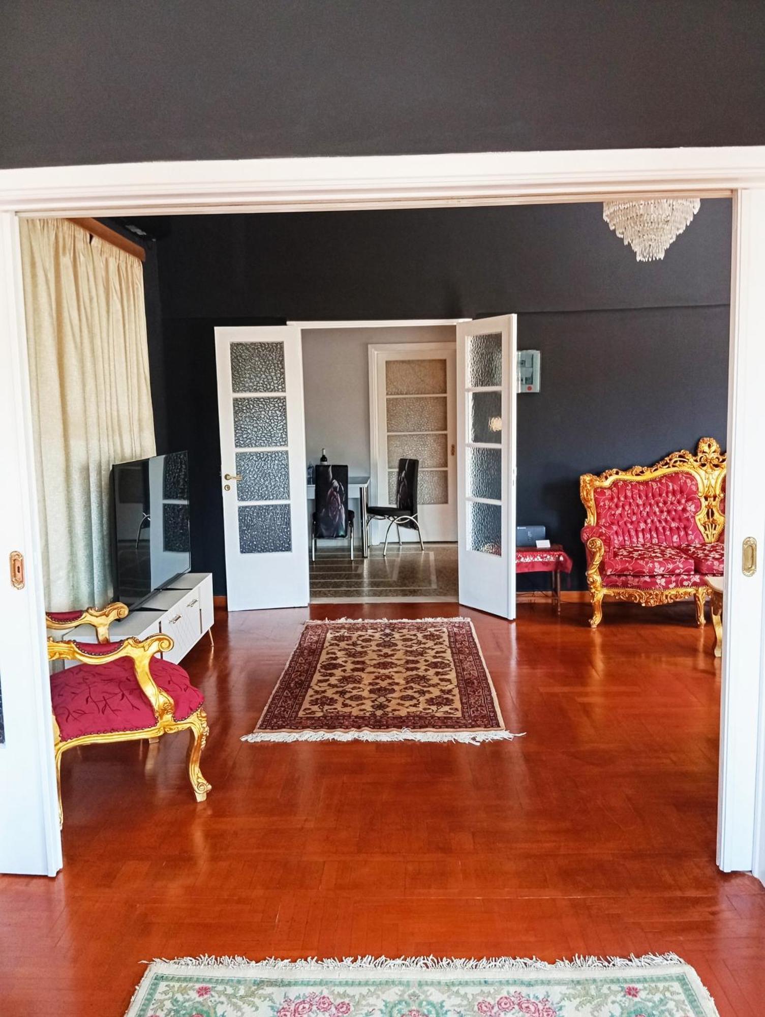 Iris Baroque Apartment Элефсис Экстерьер фото
